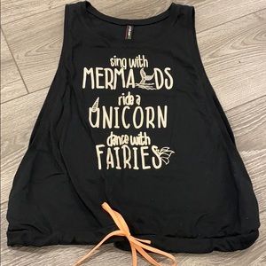 Muscle shirt for young girls